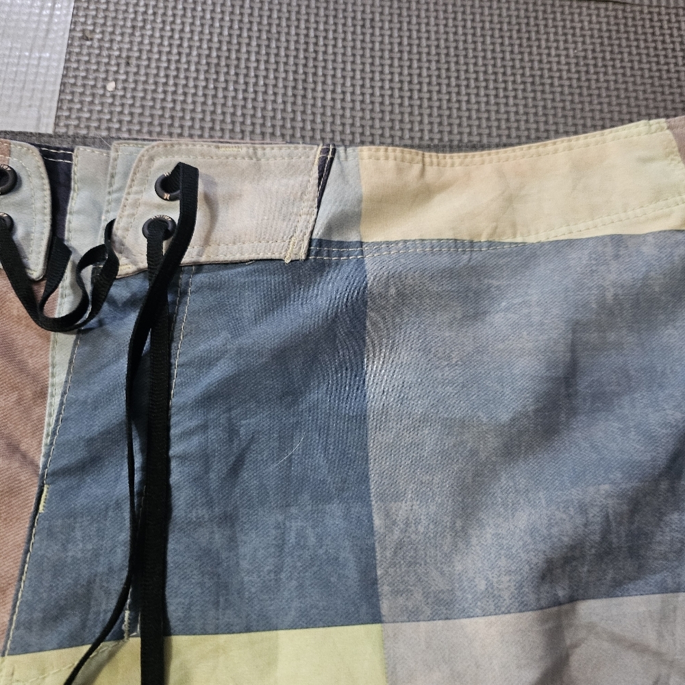 Hurley Swim Trunks - Picture 2 of 4